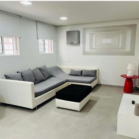 Incredible Luxury Location In Puerto Banus Beach For Families Marbella Luaran gambar