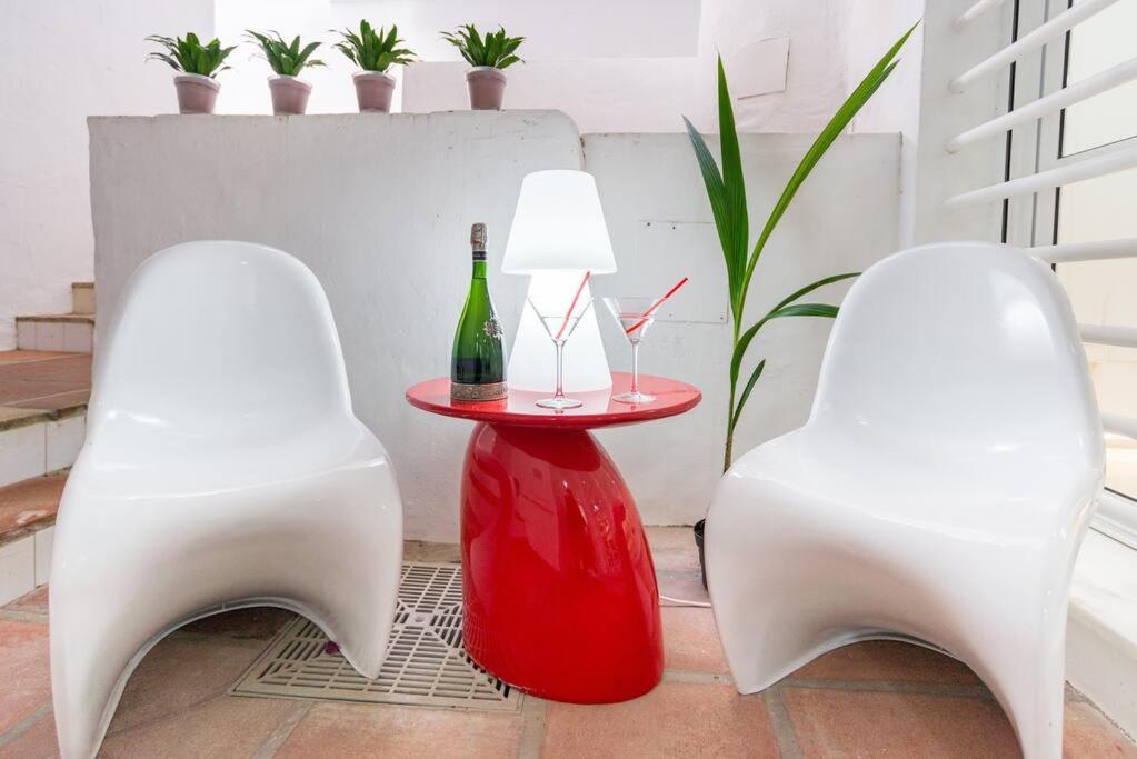 Incredible Luxury Location In Puerto Banus Beach For Families Marbella Luaran gambar