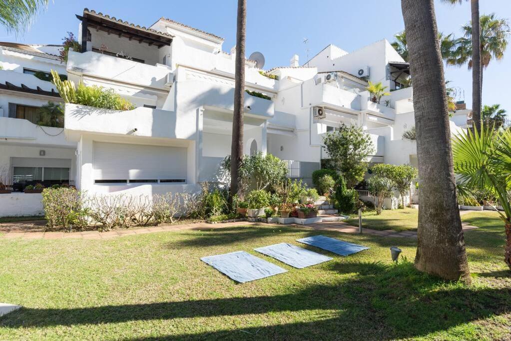Incredible Luxury Location In Puerto Banus Beach For Families Marbella Luaran gambar