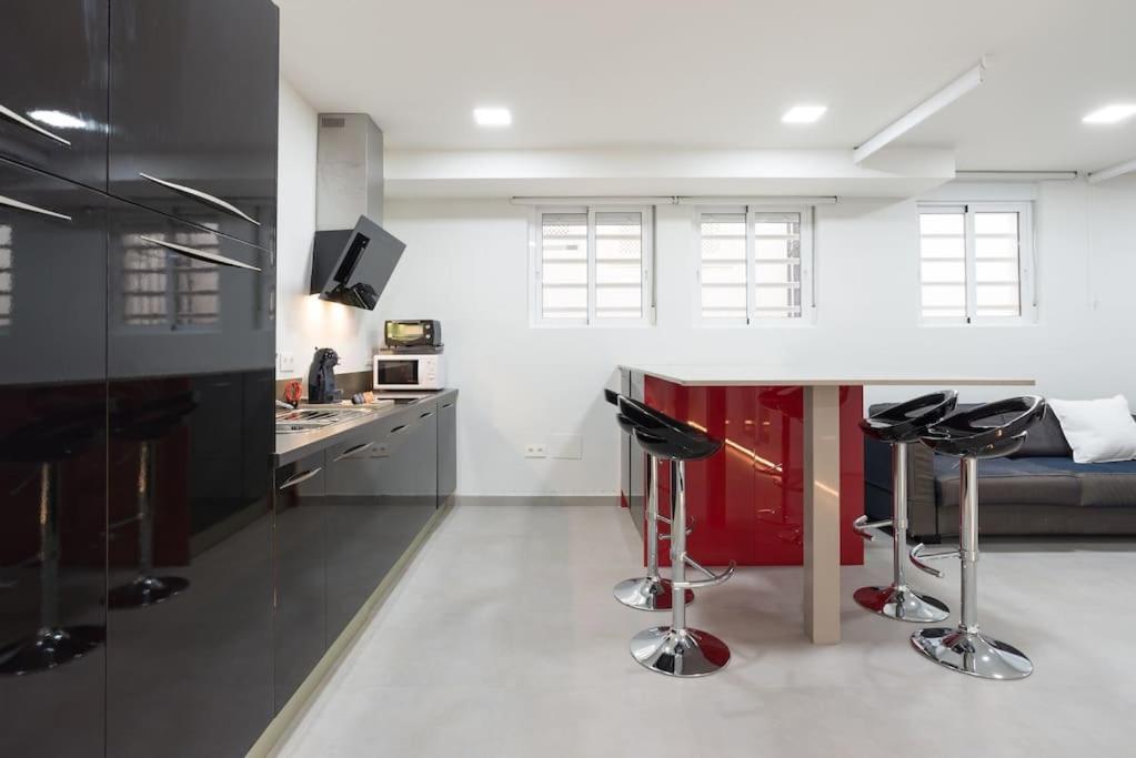 Incredible Luxury Location In Puerto Banus Beach For Families Marbella Luaran gambar