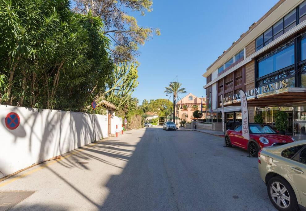 Incredible Luxury Location In Puerto Banus Beach For Families Marbella Luaran gambar