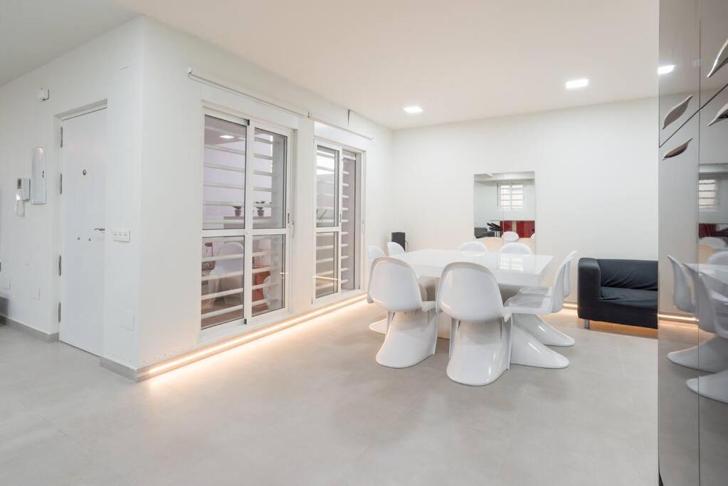 Incredible Luxury Location In Puerto Banus Beach For Families Marbella Luaran gambar