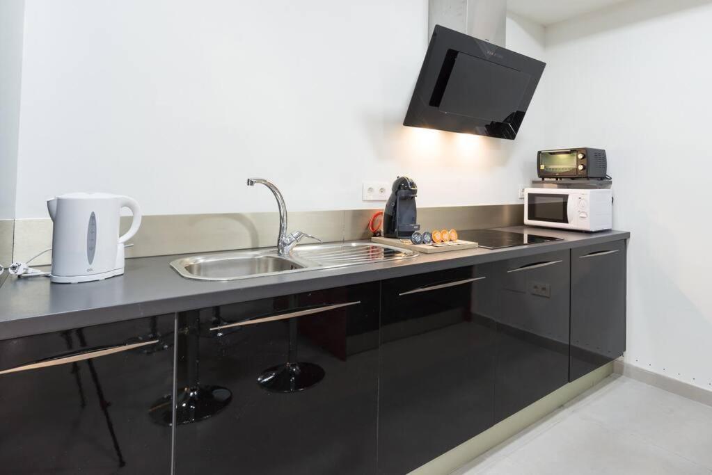 Incredible Luxury Location In Puerto Banus Beach For Families Marbella Luaran gambar